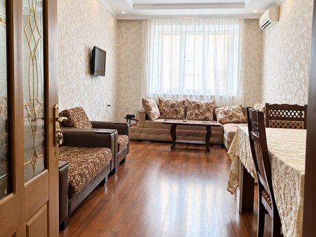 Elan №6537118 - Bakı, 7-ci mikrorayon q., 2 otaqlı, 70 m², 2/17 mərtəbə