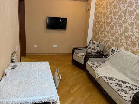 2-room new-build apartment for rent in Elmlər Akademiyası, 70 m², 850 AZN/mo, photo 2 / 8