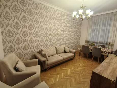 Объявление №6462082 - Баку, м. Элмляр Академиясы, 2-комн., 65 м², 2/5 этаж
