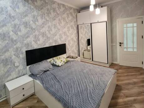 2 rooms · 80 m²