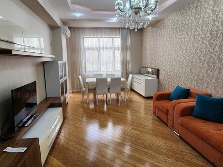 2 otaq · 110 m² · 9/18 mərtəbə, Elmlər Akademiyası