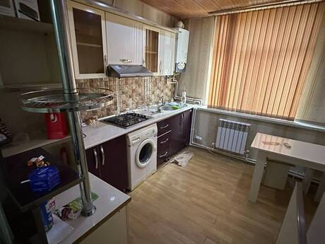 2-room old-build apartment for rent in Xalqlar Dostluğu, 45 m², 550 AZN/mo, photo 4 / 8