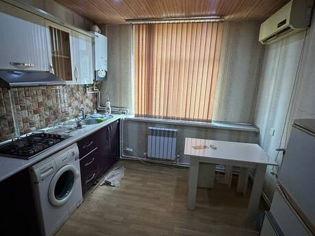 2-room old-build apartment for rent in Xalqlar Dostluğu, 45 m², 550 AZN/mo, photo 5 / 8