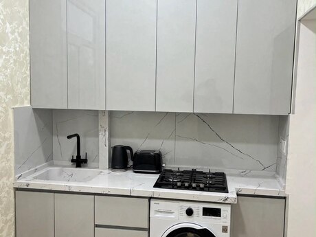Ağ şəhərdə 3 otaqlı köhnə tikili mənzil kirayə verilir, 60 m², 650 AZN/ay, şəkil 3 / 12