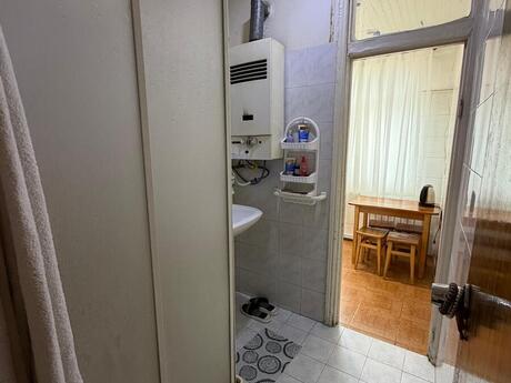Продаётся 2-комнатная квартира в старом фонде, 8 Noyabr, 50 м², 147 000 AZN, фото 4 / 12