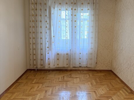 2-room old-build apartment for rent in Yeni Yasamal, 60 m², 600 AZN/mo, photo 2 / 5