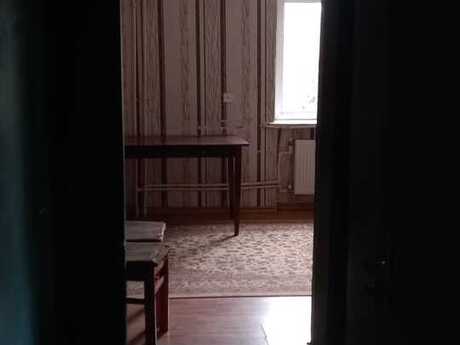 Neftçilərdə 2 otaqlı köhnə tikili mənzil satılır, 30 m², 109 500 AZN, şəkil 3 / 8