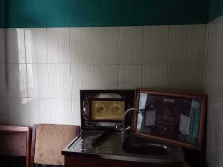 Neftçilərdə 2 otaqlı köhnə tikili mənzil satılır, 30 m², 109 500 AZN, şəkil 5 / 8