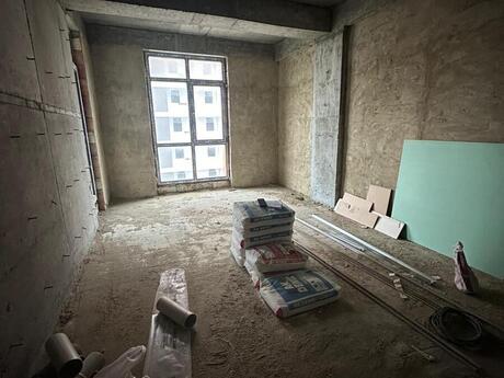 2-room new-build apartment for sale in Qara Qarayev, 84 m², 210 000 AZN, photo 2 / 5