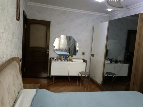 Xalqlar Dostluğunda 3 otaqlı köhnə tikili mənzil satılır, 95 m², 230 000 AZN, şəkil 5 / 12