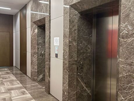 Ağ şəhərdə 3 otaqlı yeni tikili mənzil satılır, 157 m², 706 500 AZN, şəkil 2 / 12