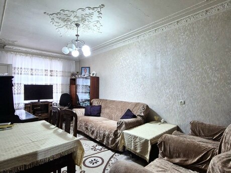 Əhmədlidə 3 otaqlı köhnə tikili mənzil satılır, 75 m², 195 000 AZN, şəkil 3 / 10