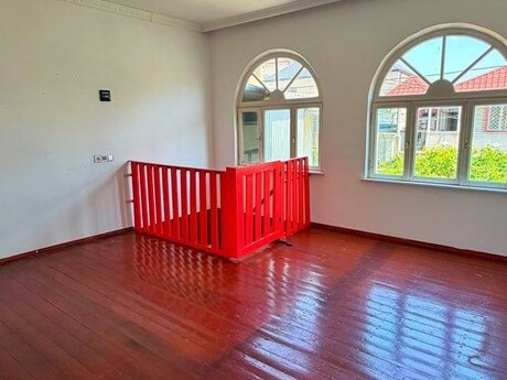 5 otaq · 80 m², Azadlıq Prospekti