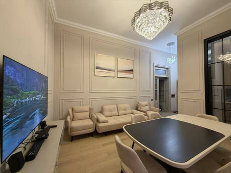 İçəri Şəhərdə 2 otaqlı köhnə tikili mənzil kirayə verilir, 80 m², 1 700 AZN/ay, şəkil 3 / 12