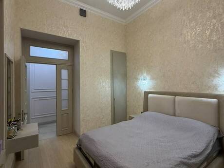 İçəri Şəhərdə 2 otaqlı köhnə tikili mənzil kirayə verilir, 80 m², 1 700 AZN/ay, şəkil 4 / 12