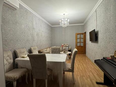 Продаётся 4-комнатная квартира в старом фонде, Yeni Yasamal, 120 м², 240 000 AZN, фото 2 / 12