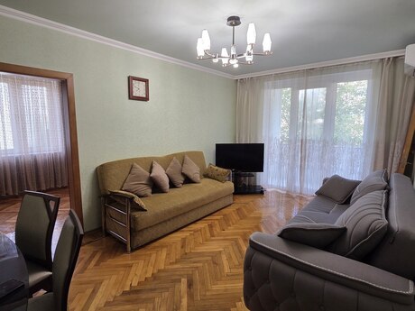 Elmlər Akademiyasında 2 otaqlı köhnə tikili mənzil kirayə verilir, 50 m², 650 AZN/ay, şəkil 5 / 12