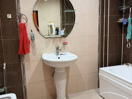 2-room new-build apartment for rent in İnşaatçılar, 90 m², 600 AZN/mo, photo 5 / 7