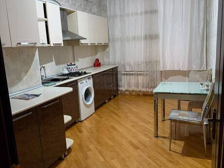 2 otaq · 90 m²