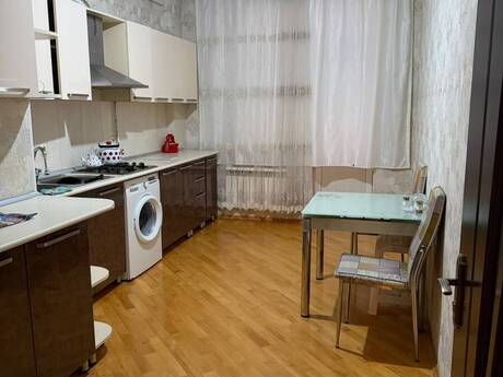 2-room new-build apartment for rent in İnşaatçılar, 90 m², 600 AZN/mo, photo 2 / 7