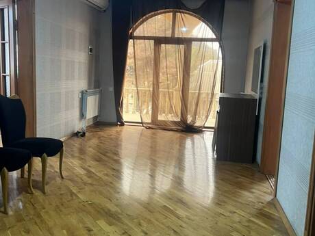 Azadlıq Prospektidə 7 otaqlı həyət evi kirayə verilir, 400 m², 1 500 AZN/ay, şəkil 5 / 9