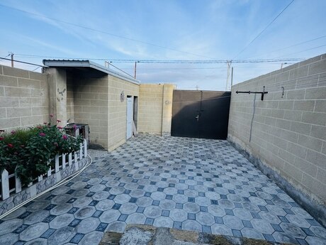 Lökbatanda 4 otaqlı həyət evi satılır, 115 m², 155 000 AZN, şəkil 2 / 12