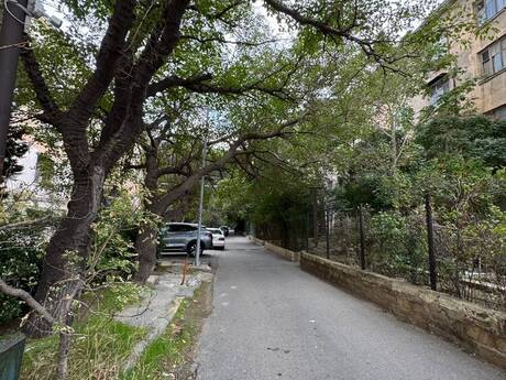 Yasamalda 3 otaqlı köhnə tikili mənzil satılır, 85 m², 255 000 AZN, şəkil 2 / 12