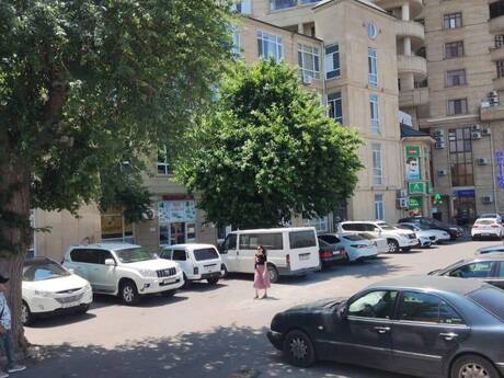 28 Mayda 2 otaqlı köhnə tikili mənzil satılır, 58 m², 210 000 AZN, şəkil 5 / 12