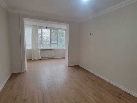 Сдаётся 3-комнатная квартира в старом фонде, İnşaatçılar, 60 м², 750 AZN/мес, фото 4 / 12