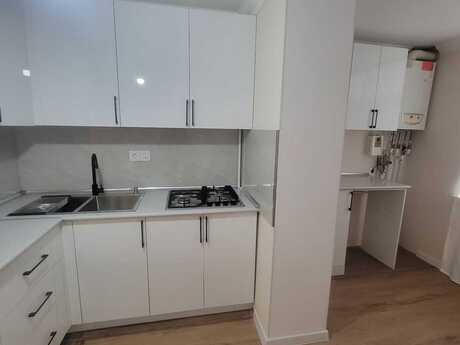 Сдаётся 3-комнатная квартира в старом фонде, İnşaatçılar, 60 м², 750 AZN/мес, фото 5 / 12