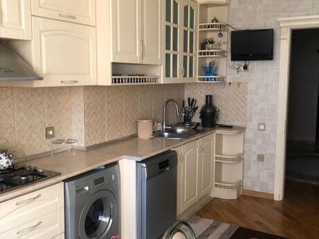 Продаётся 3-комнатная квартира в новостройке, Nəsimi, 140 м², 340 000 AZN, фото 5 / 11