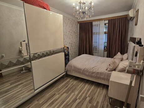 4-room old-build apartment for sale in Həzi Aslanov, 85 m², 185 000 AZN, photo 2 / 12