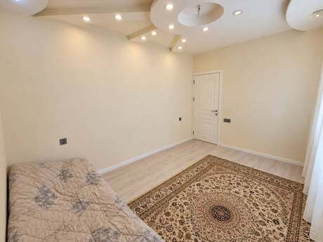 Neftçilərdə 3 otaqlı köhnə tikili mənzil satılır, 60 m², 180 000 AZN, şəkil 4 / 10