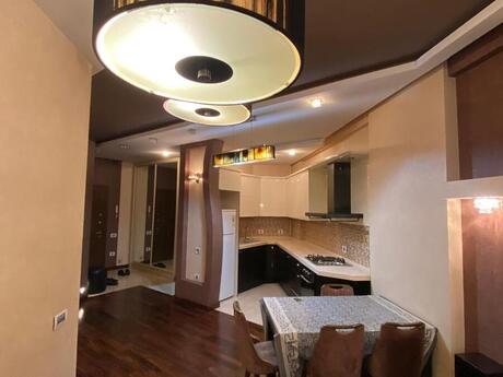 Elan №6537743 - Bakı, Elmlər Akademiyası m., 3 otaqlı, 90 m², 5/17 mərtəbə
