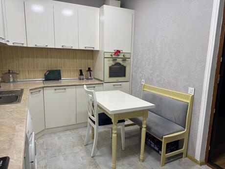 Elan №6537809 - Bakı, Nəriman Nərimanov m., 3 otaqlı, 90 m², 1/5 mərtəbə