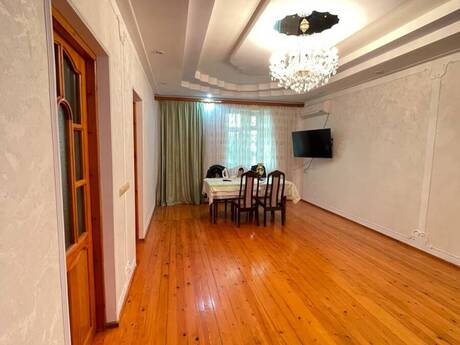 Продаётся 6-комнатный дом, Azadlıq Prospekti, 200 м², 350 000 AZN, фото 3 / 12
