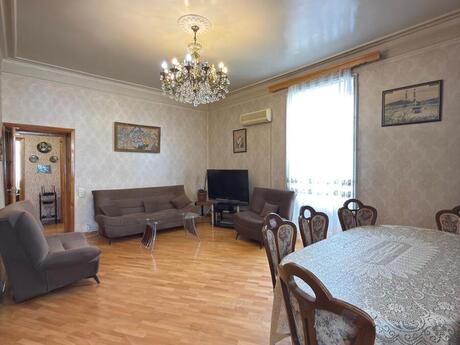 Nəriman Nərimanovda 3 otaqlı köhnə tikili mənzil kirayə verilir, 100 m², 800 AZN/ay, şəkil 3 / 12