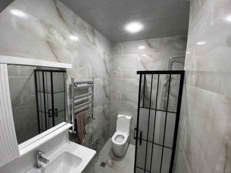 Neftçilərdə 3 otaqlı yeni tikili mənzil kirayə verilir, 90 m², 900 AZN/ay, şəkil 5 / 12