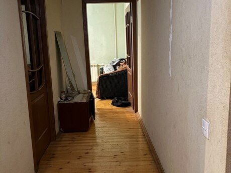 Azadlıq Prospektidə 2 otaqlı köhnə tikili mənzil satılır, 65 m², 195 000 AZN, şəkil 3 / 10