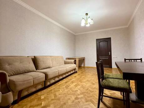 28 Mayda 3 otaqlı köhnə tikili mənzil kirayə verilir, 90 m², 849 AZN/ay, şəkil 3 / 12