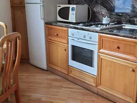 2-room old-build apartment for rent in Sahil, 50 m², 1 000 AZN/mo, photo 4 / 9