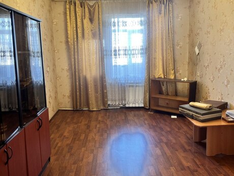 5-room old-build apartment for sale in Binəqədi, 110 m², 26 000 AZN, photo 3 / 12