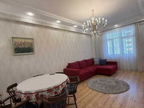 Qara Qarayevdə 2 otaqlı yeni tikili mənzil satılır, 95 m², 259 000 AZN, şəkil 2 / 12