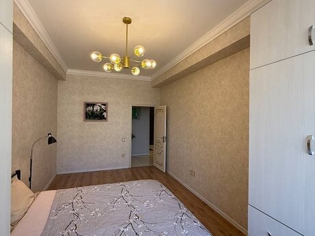 Qara Qarayevdə 2 otaqlı yeni tikili mənzil satılır, 95 m², 259 000 AZN, şəkil 4 / 12
