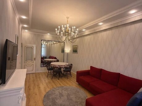 Объявление №6537896 - Баку, м. Кара Караев, 2-комн., 95 м², 13/16 этаж
