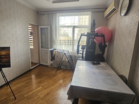 2 otaqlı mənzil, 46 m², İnşaatçılar, 148 000 AZN