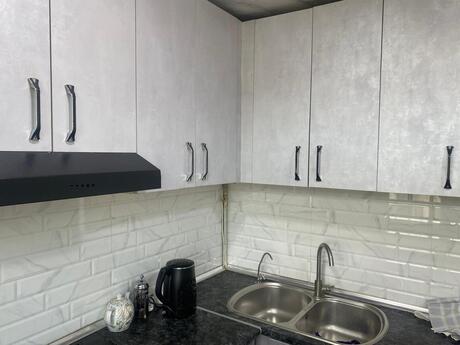 Xalqlar Dostluğunda 4 otaqlı köhnə tikili mənzil kirayə verilir, 100 m², 800 AZN/ay, şəkil 3 / 12