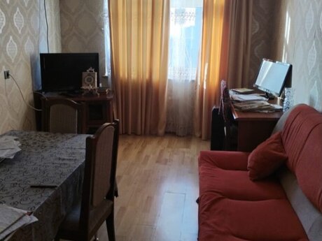 Azadlıq Prospektidə 3 otaqlı köhnə tikili mənzil satılır, 75 m², 225 000 AZN, şəkil 2 / 10