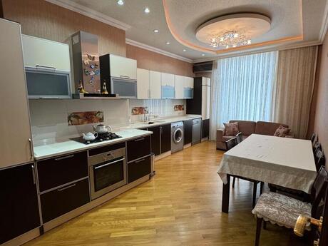 Сдаётся 3-комнатная квартира в новостройке, Elmlər Akademiyası, 165 м², 1 500 AZN/мес, фото 4 / 12