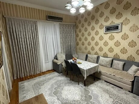 Продаётся 3-комнатная квартира в старом фонде, 20-ci sahə, 65 м², 95 000 AZN, фото 2 / 12